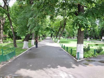 Parc Caracal.JPG